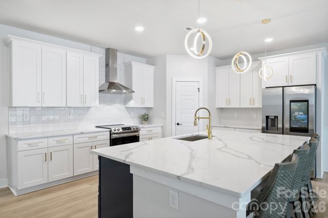 1517 Falcon Street, Charlotte, NC 28211
