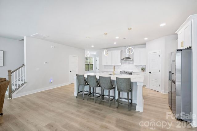 1517 Falcon Street, Charlotte, NC 28211