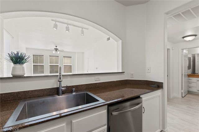 10001 Peace Way 1289, Las Vegas, NV 89147