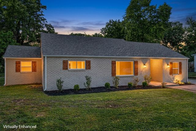 912 Livingston St, Old Hickory, TN 37138