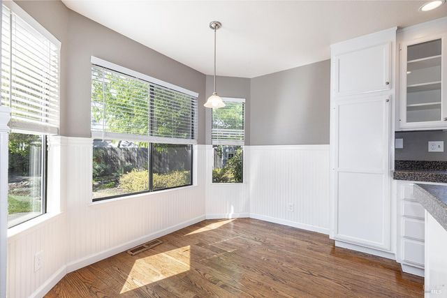 2387 Lujo Ct, Santa Rosa, CA 95403