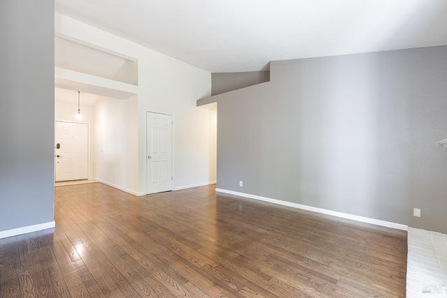 2387 Lujo Ct, Santa Rosa, CA 95403