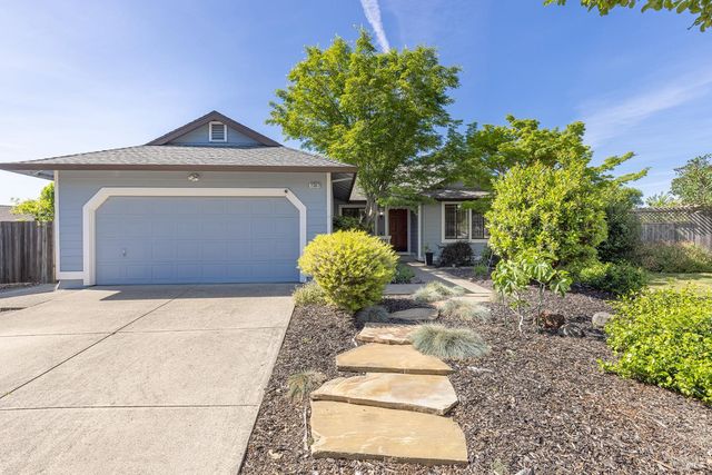 2387 Lujo Ct, Santa Rosa, CA 95403