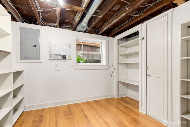 4611 34th Avenue W, Seattle, WA 98199