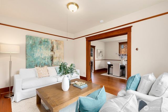 4611 34th Avenue W, Seattle, WA 98199