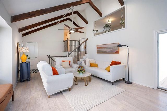 3916 SW HIDDEN COVE Drive, Lee's Summit, MO 64082