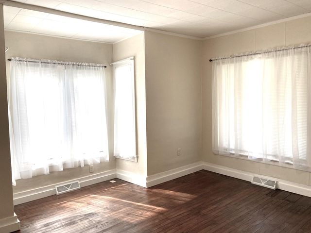 324 Sumner Street, Waterloo, IA 50703