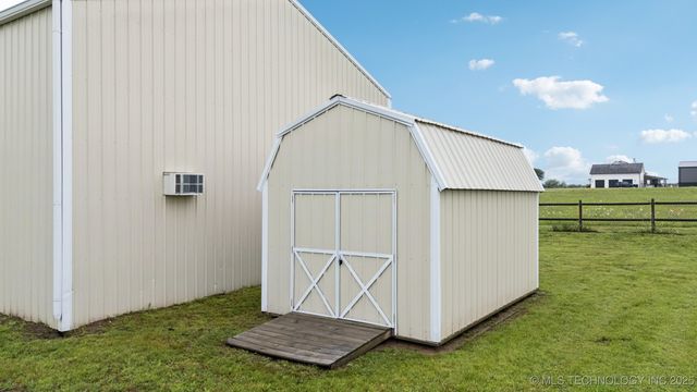 21 E 171st Street S, Glenpool, OK 74033