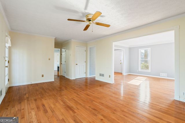 300 Millbrook Farm Court, Marietta, GA 30068