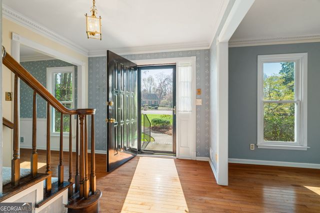 300 Millbrook Farm Court, Marietta, GA 30068