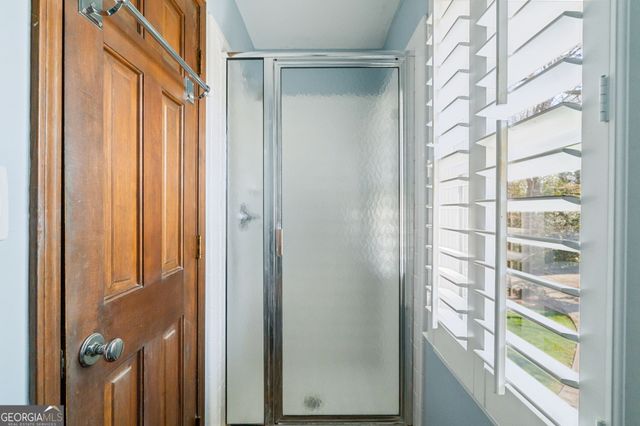 300 Millbrook Farm Court, Marietta, GA 30068