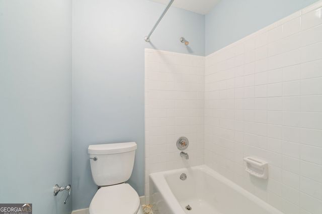 300 Millbrook Farm Court, Marietta, GA 30068