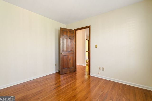 300 Millbrook Farm Court, Marietta, GA 30068