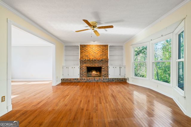 300 Millbrook Farm Court, Marietta, GA 30068