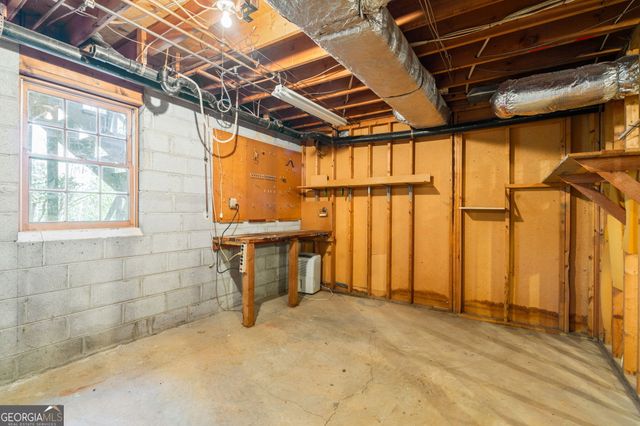 300 Millbrook Farm Court, Marietta, GA 30068