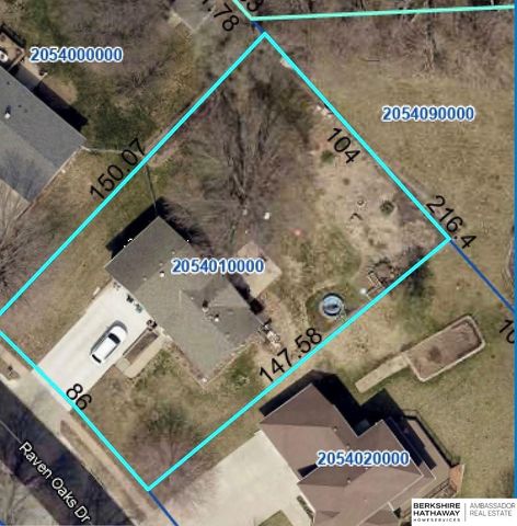 7923 Raven Oaks Drive, Omaha, NE 68152