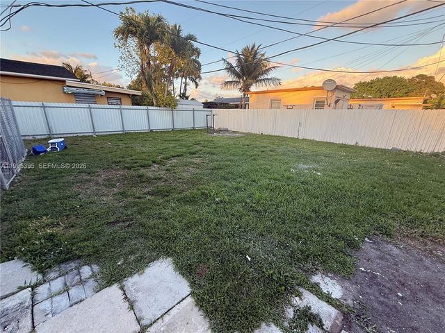 43 NW 76th Ave 0, Miami, FL 33126