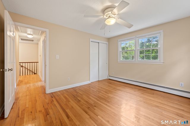 20 Saxton Brook Drive, Simsbury, CT 06070