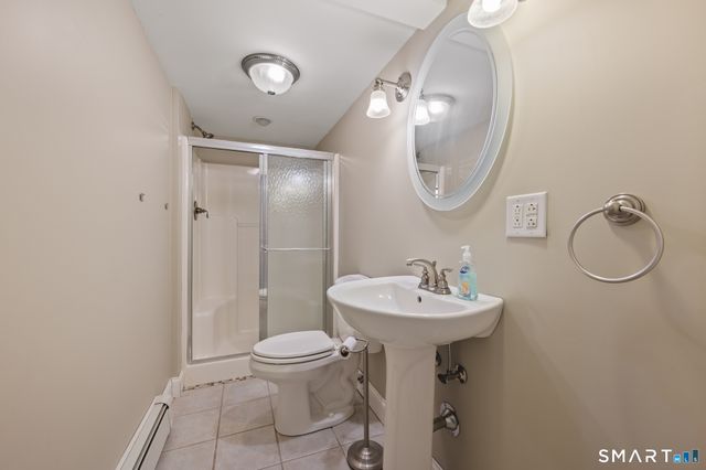 20 Saxton Brook Drive, Simsbury, CT 06070