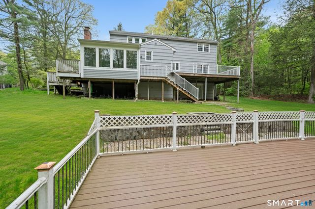 20 Saxton Brook Drive, Simsbury, CT 06070