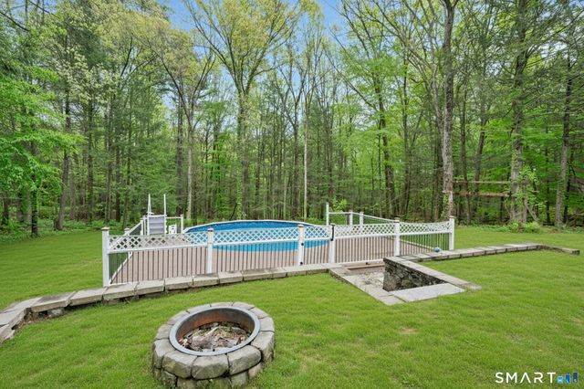 20 Saxton Brook Drive, Simsbury, CT 06070