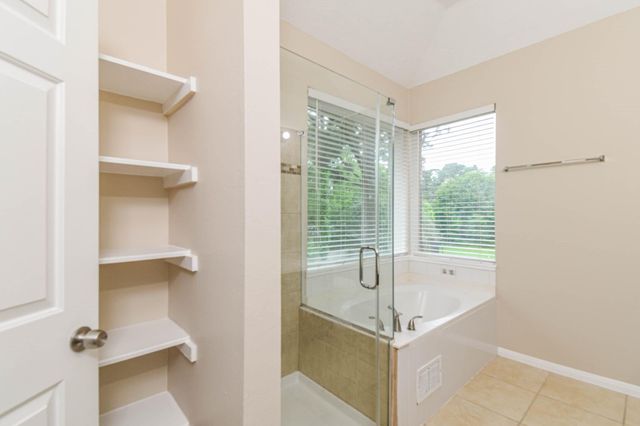 9523 Tallow Tree Drive, Houston, TX 77070