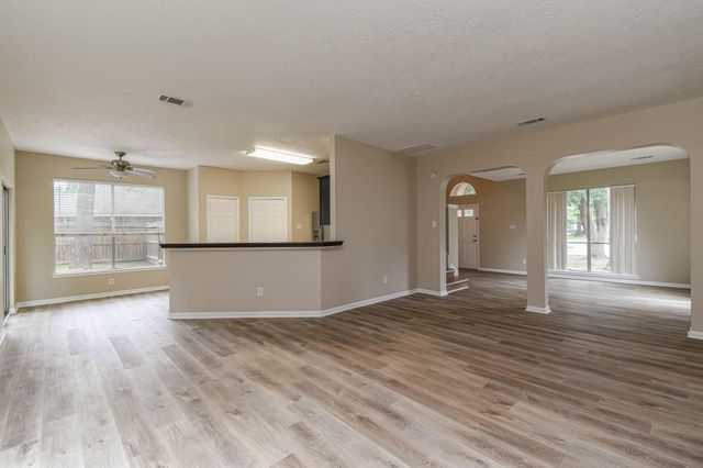 9523 Tallow Tree Drive, Houston, TX 77070