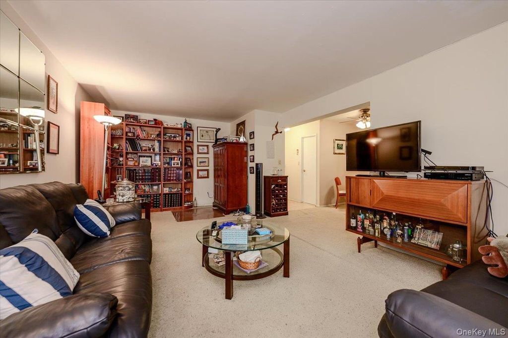 740 E Broadway 4G, Long Beach, NY 11561 — photo 5