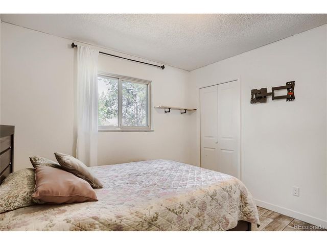 1236 Olathe St, Aurora, CO 80011