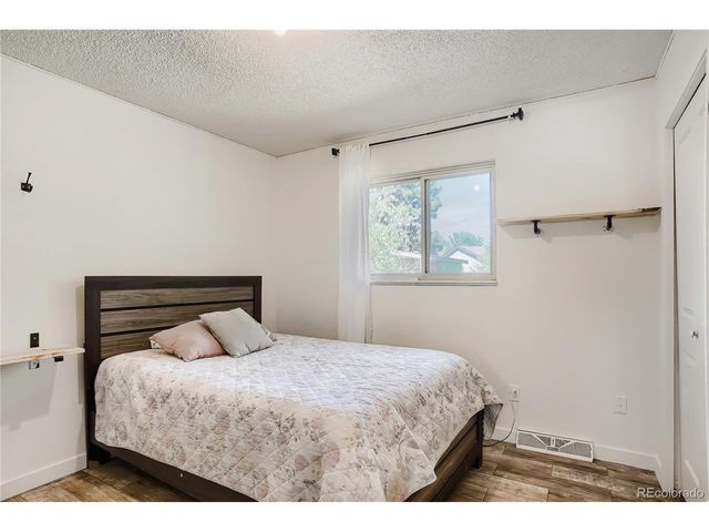 1236 Olathe St, Aurora, CO 80011