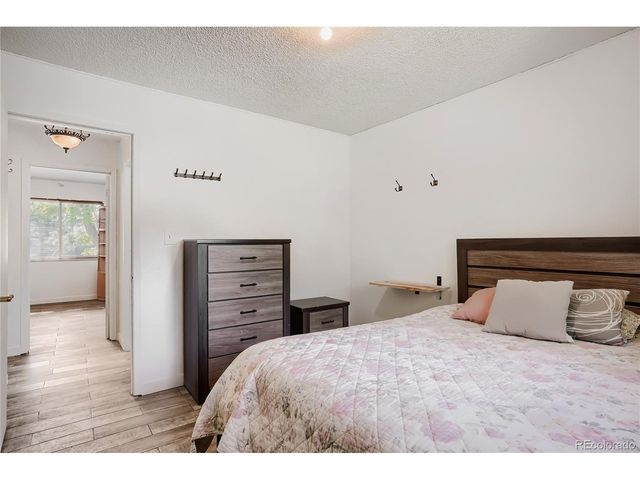 1236 Olathe St, Aurora, CO 80011