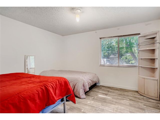 1236 Olathe St, Aurora, CO 80011