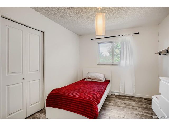 1236 Olathe St, Aurora, CO 80011