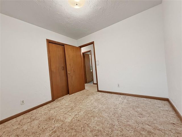 101 Utah Avenue, Yukon, OK 73099