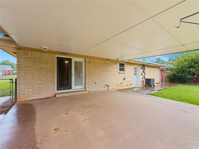 101 Utah Avenue, Yukon, OK 73099