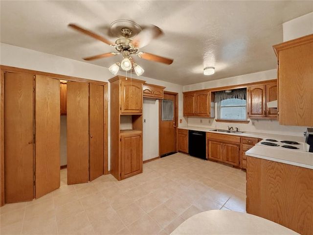101 Utah Avenue, Yukon, OK 73099