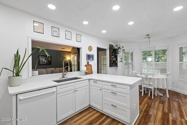 506 Rock Creek Drive, Jacksonville, NC 28540