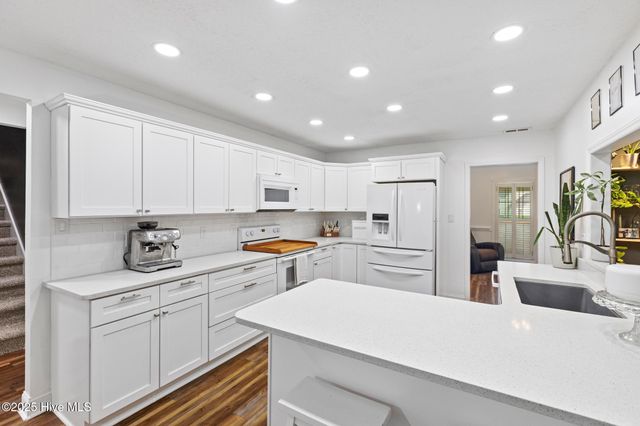 506 Rock Creek Drive, Jacksonville, NC 28540