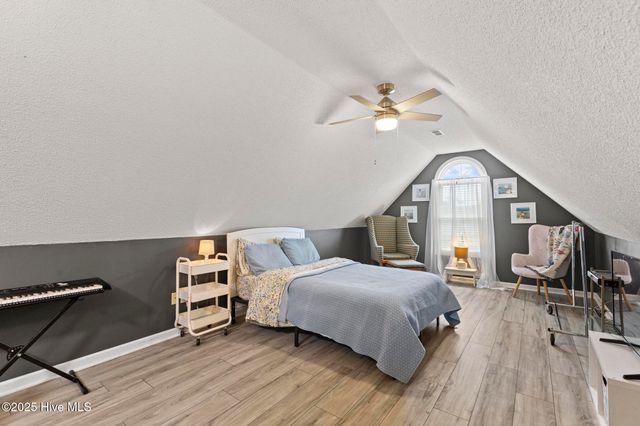 506 Rock Creek Drive, Jacksonville, NC 28540