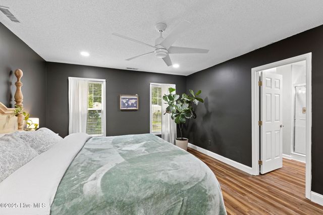 506 Rock Creek Drive, Jacksonville, NC 28540