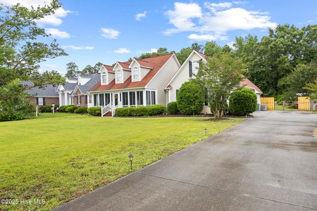 506 Rock Creek Drive, Jacksonville, NC 28540