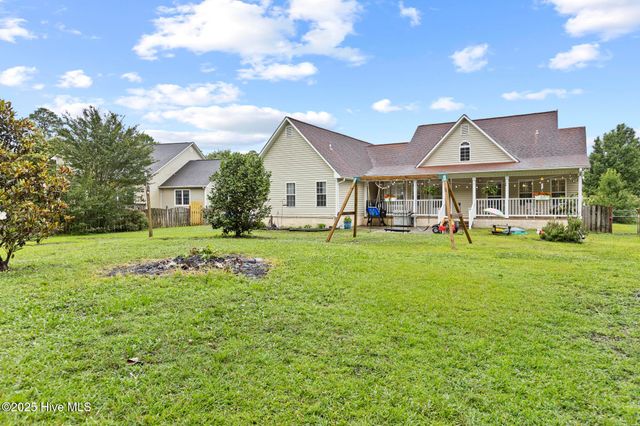506 Rock Creek Drive, Jacksonville, NC 28540