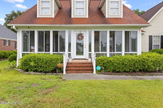 506 Rock Creek Drive, Jacksonville, NC 28540