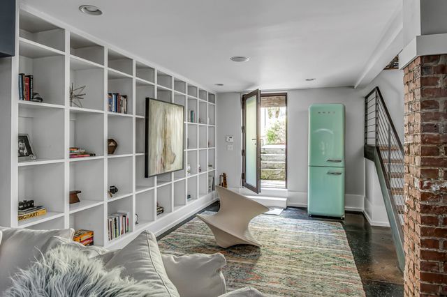 2218 Belmont Blvd, Nashville, TN 37212