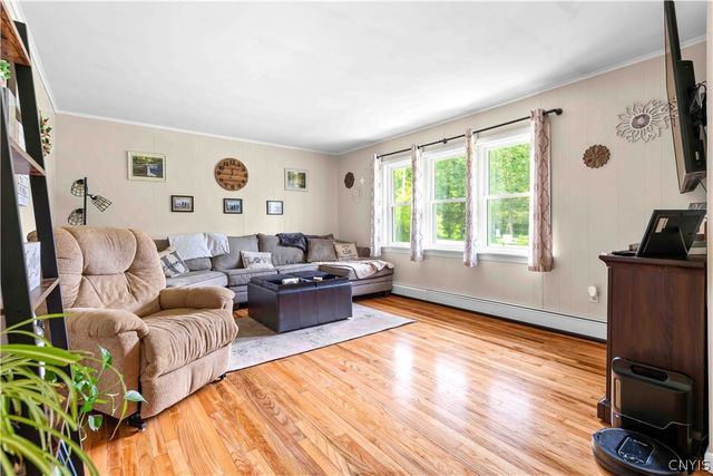 34 Hurlbut Road, Mexico, NY 13114