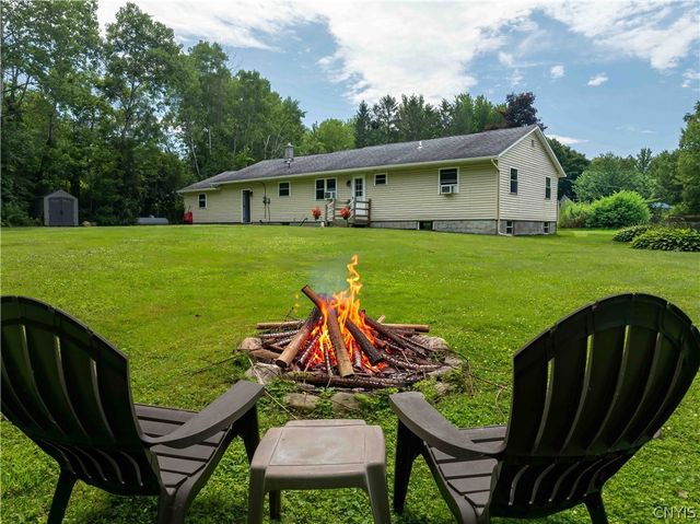 34 Hurlbut Road, Mexico, NY 13114