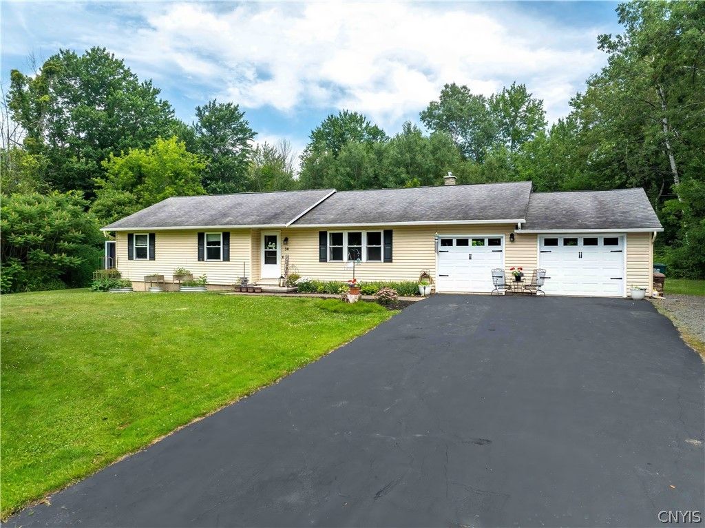 34 Hurlbut Road, Mexico, NY 13114