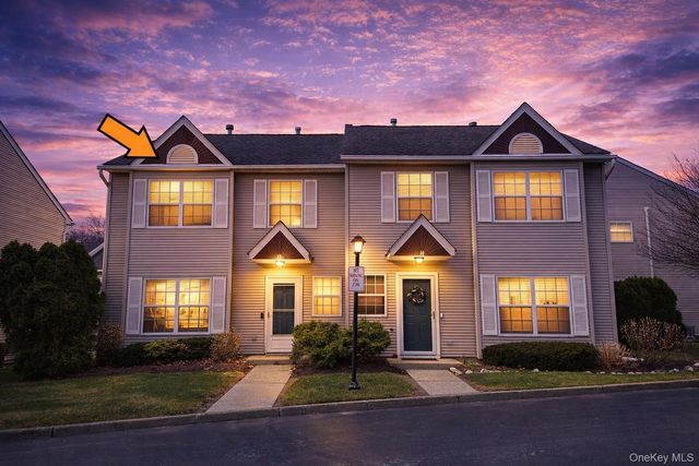 256 Quassaick Avenue 13, New Windsor, NY 12553