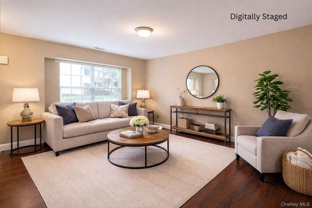 256 Quassaick Avenue 13, New Windsor, NY 12553