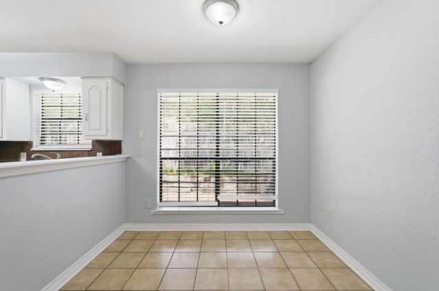 1500 Sandy Creek Drive, Denton, TX 76205